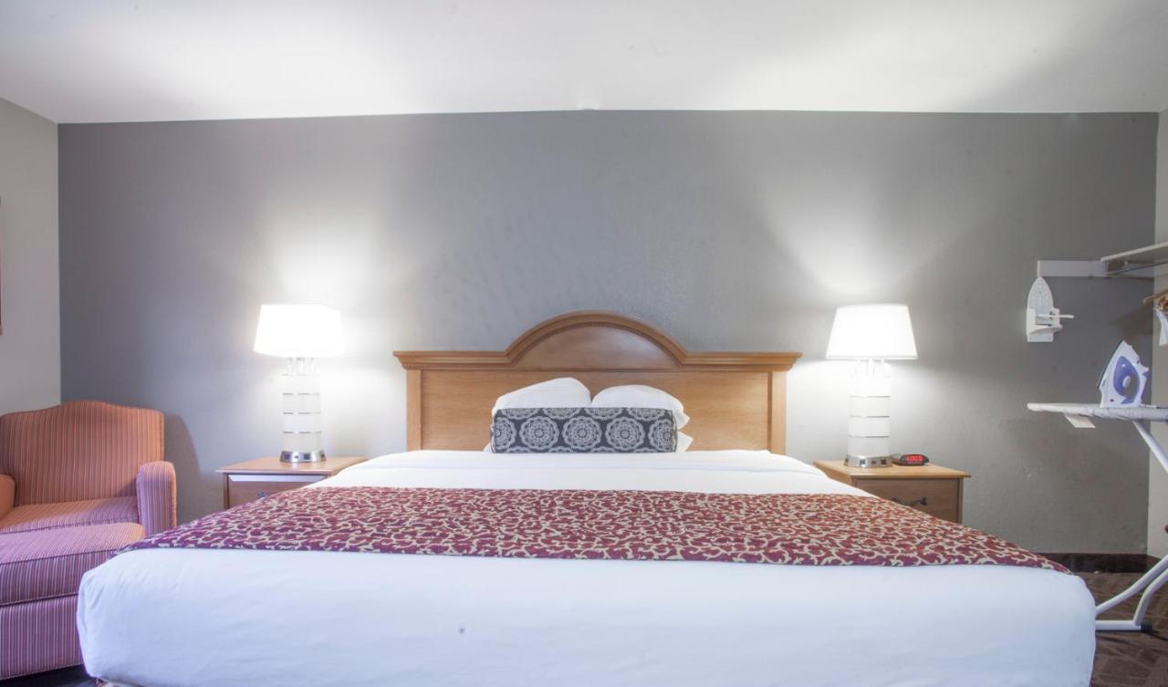 Ramada By Wyndham Barstow Otel Dış mekan fotoğraf