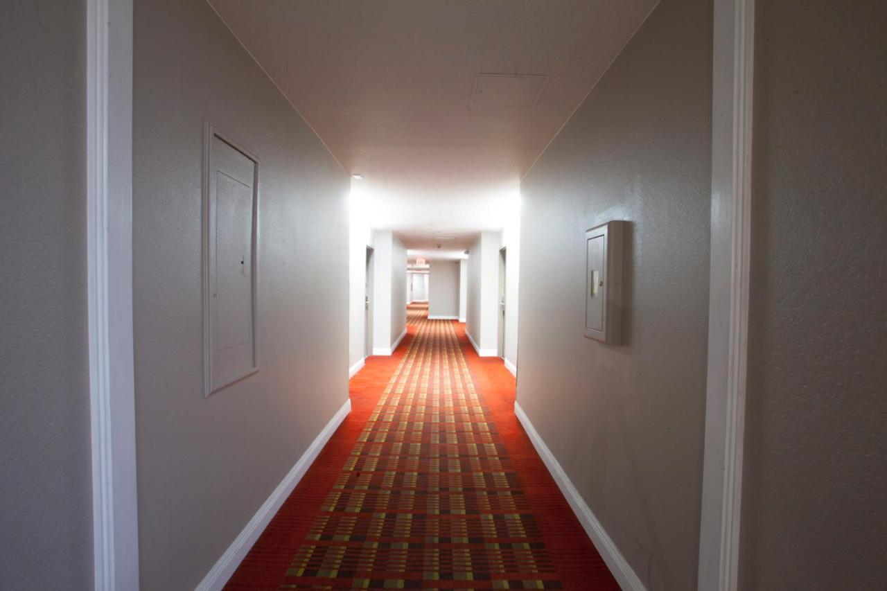 Ramada By Wyndham Barstow Otel Dış mekan fotoğraf