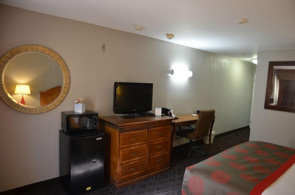 Ramada By Wyndham Barstow Otel Dış mekan fotoğraf