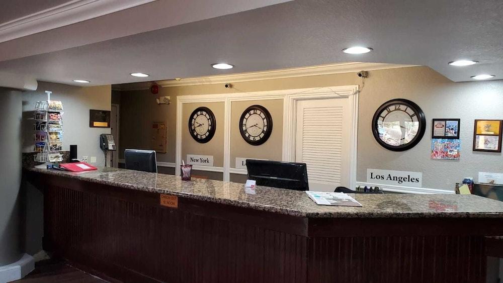 Ramada By Wyndham Barstow Otel Dış mekan fotoğraf